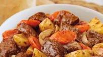 Slow Cooker Beef Stew with Herbs & Onion Slow Cooker Beef Stew with Herbs & Onion