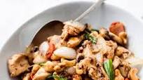 Easy Thai Cashew Chicken (Better Than Take-out!) Easy Thai Cashew Chicken (Better Than Take-out!)