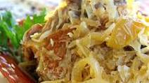 Slow Cooker Pork and Sauerkraut with Apples Slow Cooker Pork and Sauerkraut with Apples