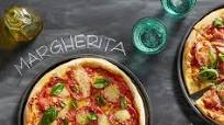 Margherita pizza with fior di latte Margherita pizza with fior di latte
