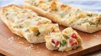 Chicken Spinach Alfredo-Stuffed French Bread Chicken Spinach Alfredo-Stuffed French Bread