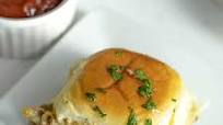 Pull Apart Philly Cheesesteak Sliders w/ Hawaiian Rolls Pull Apart Philly Cheesesteak Sliders w/ Hawaiian Rolls