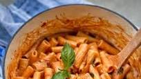 One Pot Rigatoni in Pink Sauce One Pot Rigatoni in Pink Sauce