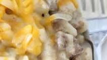 Cheese and Hashbrown Hamburger Casserole Cheese and Hashbrown Hamburger Casserole