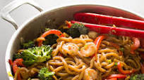 Ginger and Garlic Shrimp Noodle Stir Fry Ginger and Garlic Shrimp Noodle Stir Fry