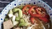 Easy vegan microwave ramen Easy vegan microwave ramen