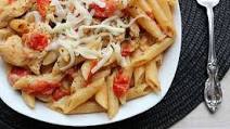 Super Easy Chicken Penne & Tomatoes Super Easy Chicken Penne & Tomatoes