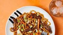 Beef & Black Pepper Udon Noodles Beef & Black Pepper Udon Noodles