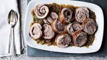 Breast of lamb baked with onions Breast of lamb baked with onions