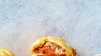 Super Easy Homemade Pizza Pockets Super Easy Homemade Pizza Pockets