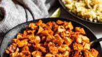 Chipotle Chicken (Healthy Copycat Recipe) Chipotle Chicken (Healthy Copycat Recipe)