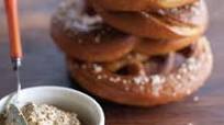 Soft Pretzels with Grainy Mustard Soft Pretzels with Grainy Mustard