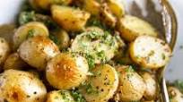 Garlic Roasted Potatoes Garlic Roasted Potatoes
