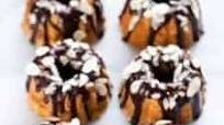 Mini Almond Bundt Cakes Mini Almond Bundt Cakes