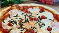 Cherry Tomato Pizza Margherita Cherry Tomato Pizza Margherita