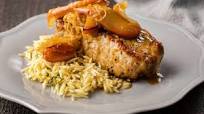 Slow Cooker Pork Chops with Sauerkraut and Apples Slow Cooker Pork Chops with Sauerkraut and Apples