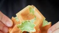 Pandan Waffle Recipe (Bánh Kẹp Lá Dứa) Pandan Waffle Recipe (Bánh Kẹp Lá Dứa)