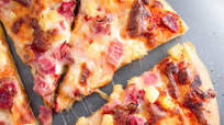 Hawaiian pizza Hawaiian pizza