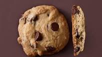 Crispy-Cakey Chocolate Chip Cookies Crispy-Cakey Chocolate Chip Cookies