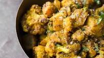 Potato and Cauliflower Curry (Aloo Gobi) Potato and Cauliflower Curry (Aloo Gobi)