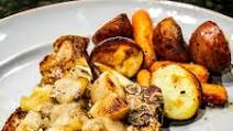 Baked Apple Pork Chops with Vegetables Baked Apple Pork Chops with Vegetables