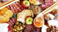 How To Make a Charcuterie Board Festive For The Holidays! How To Make a Charcuterie Board Festive For The Holidays!