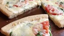 White Sauce Tomato & Spinach Pizza White Sauce Tomato & Spinach Pizza