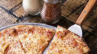 How to Make a Classic Cheese Pizza How to Make a Classic Cheese Pizza