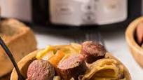 Easy Slow Cooker Kielbasa, Cabbage and Potatoes Easy Slow Cooker Kielbasa, Cabbage and Potatoes