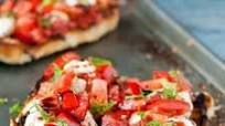 Cheesy Chicken Bruschetta Bread Boats #WeekdaySupper Cheesy Chicken Bruschetta Bread Boats #WeekdaySupper