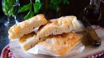 Focaccia morbida con lievito madre Focaccia morbida con lievito madre