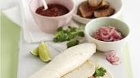 Pork tenderloin with chipotle sauce & pickled red onions Pork tenderloin with chipotle sauce & pickled red onions
