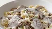 HOMEMADE Beef Stroganoff HOMEMADE Beef Stroganoff