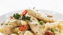 Creamy Penne Pasta with Creamy Chicken and Thyme Sauce Creamy Penne Pasta with Creamy Chicken and Thyme Sauce