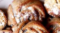 Mini Chocolate Bundt Cakes Mini Chocolate Bundt Cakes
