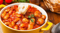 What to Eat with Baked Beans (13 Tasty Sides) What to Eat with Baked Beans (13 Tasty Sides)