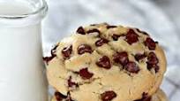 Thick Chocolate Chip Cookies Thick Chocolate Chip Cookies