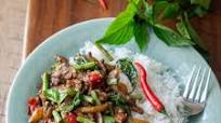 Authenthic Thai Basil Beef Stir-Fry (Pad Gra Prow) Authenthic Thai Basil Beef Stir-Fry (Pad Gra Prow)