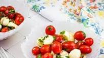 Keto Caprese Salad Keto Caprese Salad