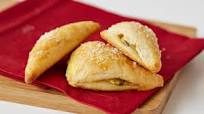 Cheese Crescent Triangles Cheese Crescent Triangles