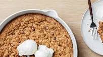 Cinnamon–Chocolate Chunk Skillet Cookie Cinnamon–Chocolate Chunk Skillet Cookie