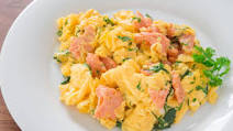 Scrambled Eggs & Smoked Salmon Scrambled Eggs & Smoked Salmon