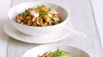 Spiced Singapore noodles with cauliflower, chicken & prawns Spiced Singapore noodles with cauliflower, chicken & prawns