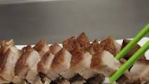 Crispy Roasted Pork Belly 脆皮燒肉 Crispy Roasted Pork Belly 脆皮燒肉