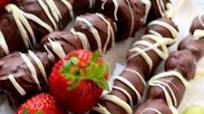 Chocolate Dipped Fruit Skewers Chocolate Dipped Fruit Skewers