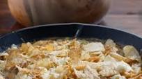 Tuna Noodle Casserole with Potato Chip Topping Tuna Noodle Casserole with Potato Chip Topping