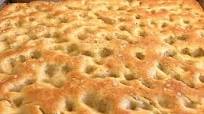 Ricetta infallibile FOCACCIA fatta in casa facile e veloce Ricetta infallibile FOCACCIA fatta in casa facile e veloce