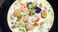 New England Clam Chowder New England Clam Chowder