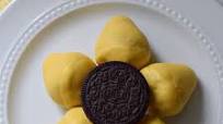 Chocolate Covered Strawberry Sunflower Party Idea Chocolate Covered Strawberry Sunflower Party Idea