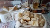 FOCACCIA SEMPLICE CON LICOLI: LA RICETTA FOCACCIA SEMPLICE CON LICOLI: LA RICETTA